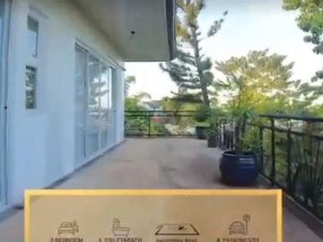Spacious 3 Bedrooms House with Pool and Big Garden