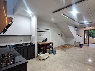 Dijual Murah Rumah Siap visit di Emerald Bintaro 15886-FM 0811189----