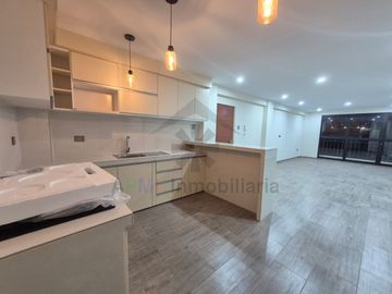 VENTA DE DEPARTAMENTO EN SEGUNDO PISO DE ESTRENO CERCA DE LA UNIVERSIDAD SIPÁN