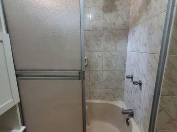VENDO DEPARTAMENTO EN LA PERLA – CALLAO –  AV- SANTA  ROSA CUADRA 3 –