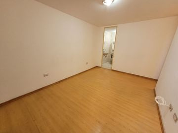 VENDO DEPARTAMENTO EN LA PERLA – CALLAO –  AV- SANTA  ROSA CUADRA 3 –