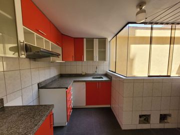 VENDO DEPARTAMENTO EN LA PERLA – CALLAO –  AV- SANTA  ROSA CUADRA 3 –