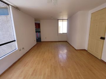 VENDO DEPARTAMENTO EN LA PERLA – CALLAO –  AV- SANTA  ROSA CUADRA 3 –