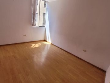 VENDO DEPARTAMENTO EN LA PERLA – CALLAO –  AV- SANTA  ROSA CUADRA 3 –