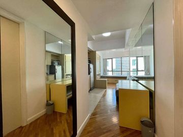 Joya South, Studio Unit,  24 sqm, 1 parking slot, Rockwell, Makati