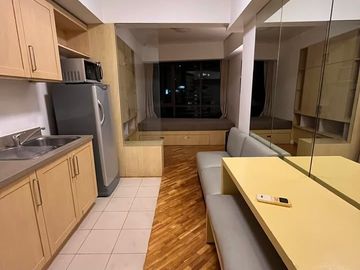 Joya South, Studio Unit,  24 sqm, 1 parking slot, Rockwell, Makati
