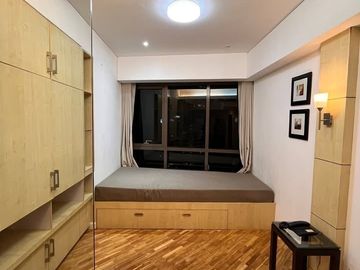 Joya South, Studio Unit,  24 sqm, 1 parking slot, Rockwell, Makati