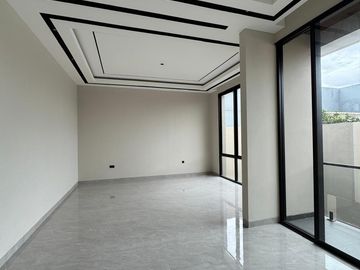 Rumah baru design modern di kramat senen jakarta pusat