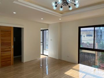 2 Storey 4 Bedroom Townhouse with 2 Car Garage For Sale at Greenwoods Executive Village Pasig