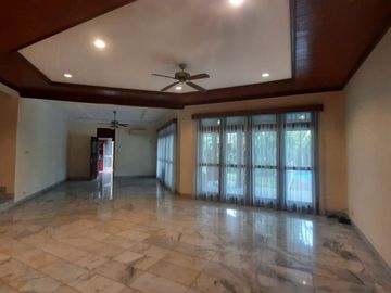 Rumah Luas 912 Kemang Dalam Jaksel