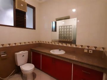 Rumah Luas 912 Kemang Dalam Jaksel