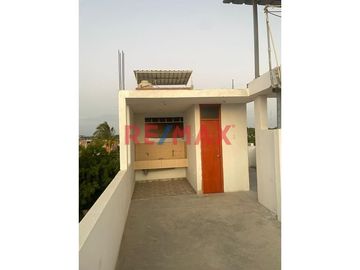 Vendo Casa De 3 Pisos De Estreno En Talarita - Castilla.ID: 1139507