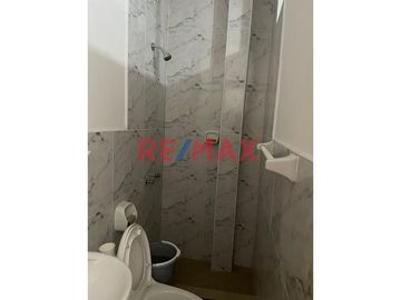 Vendo Casa De 3 Pisos De Estreno En Talarita - Castilla.ID: 1139507