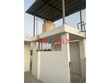 Vendo Casa De 3 Pisos De Estreno En Talarita - Castilla.ID: 1139507
