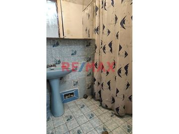 ¡Vive En Una Casa Espaciosa De 3 Pisos Con Amplios Espacios Y Elegantes Acabados! 🏡✨
