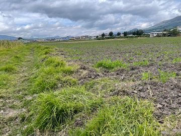 Vendo Terreno en Machachi , Mejía , Pichincha , Ecuador.
