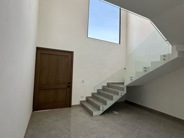 Casa en venta en Valle de Fontana Saltillo Coahuila