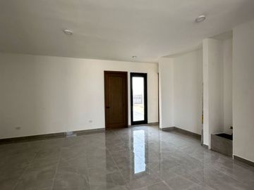 Casa en venta en Valle de Fontana Saltillo Coahuila