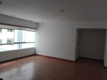 VENDO DEPARTAMENTO 69 MTS2 CON COCHERA Y DEPOSITO EN MIRAFLORES