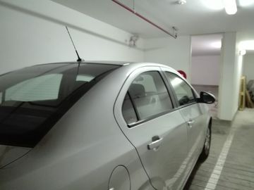 VENDO DEPARTAMENTO 69 MTS2 CON COCHERA Y DEPOSITO EN MIRAFLORES