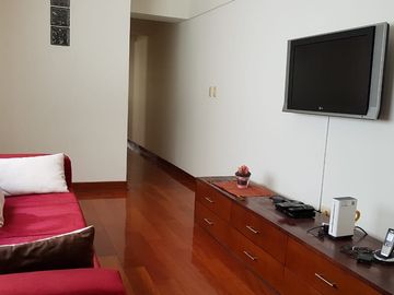 ALQUILO HERMOSO DUPLEX AMOBLADO - FRENTE A PARQUE EN CHACARILLA DEL ESTANQUE - LA FLORESTA  -  SURCO