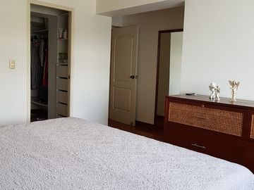 ALQUILO HERMOSO DUPLEX AMOBLADO - FRENTE A PARQUE EN CHACARILLA DEL ESTANQUE - LA FLORESTA  -  SURCO