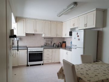 ALQUILO HERMOSO DUPLEX AMOBLADO - FRENTE A PARQUE EN CHACARILLA DEL ESTANQUE - LA FLORESTA  -  SURCO