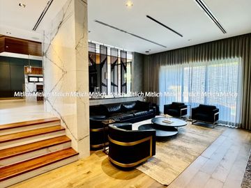 Casa en venta recámara en planta baja Fracc. Bosques de San Francisco. $23,800,000.