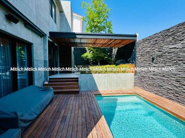 Casa en venta recámara en planta baja Fracc. Bosques de San Francisco. $23,800,000.