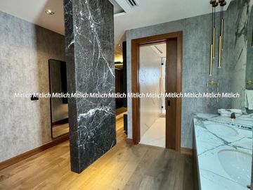 Casa en venta recámara en planta baja Fracc. Bosques de San Francisco. $23,800,000.