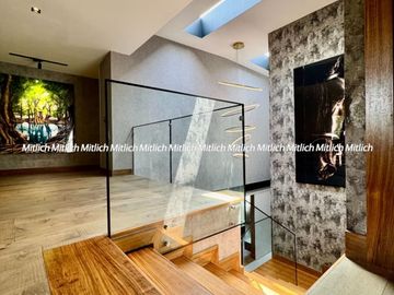 Casa en venta recámara en planta baja Fracc. Bosques de San Francisco. $23,800,000.