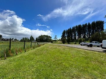 SE VENDE CASA EN PARCELA 6 DORMITORIOS 3 BAÑOS EN OSORNO UF 7900
