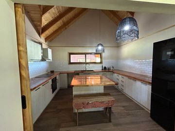 SE VENDE CASA EN PARCELA 6 DORMITORIOS 3 BAÑOS EN OSORNO UF 7900