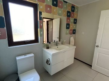 SE VENDE CASA EN PARCELA 6 DORMITORIOS 3 BAÑOS EN OSORNO UF 7900