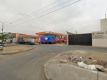 ¡Atención Inversionistas! Venta De Edificio Comercial De 3 Pisos Con A.T: 782M2 En Av. Federico Villarreal, ¡Alto Potencial Comercial! $750,000