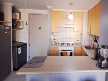 ¡Atención Inversionistas! Dpto. en venta 1 D + 1 B+ Bodega. Excelente ubicación.