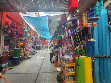 Venta De Tienda En El Mercado 