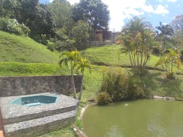 Venta hermosa Casa Finca, Vereda La Matica, Girardota, Ant.
