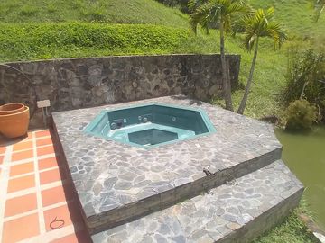 Venta hermosa Casa Finca, Vereda La Matica, Girardota, Ant.