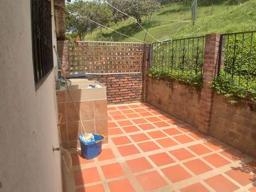 Venta hermosa Casa Finca, Vereda La Matica, Girardota, Ant.