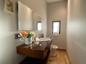 VÓRTICE INMOBILIARIA VENDE CASA EN BARRIO SOLARES DE MAIPÚ, MAIPÚ, MENDOZA