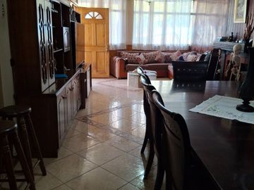 Parcela 5000 m2 / 2 casas