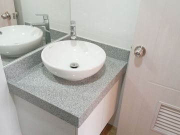 Vendo Departamento 2 dormitorios en Lince Vista a Calle