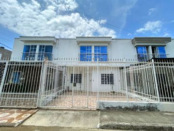 CASA EN VENTA EN BONDA SANTA MARTA