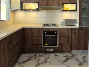 Departamento en venta - Urb. Los Girasoles - Cayma