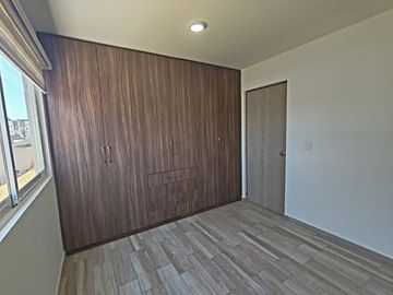 ¡ INCREIBLE DEPARTAMENTO EN PLANTA BAJA A SOLO 8 MIN DE AUT MEX - QRO !