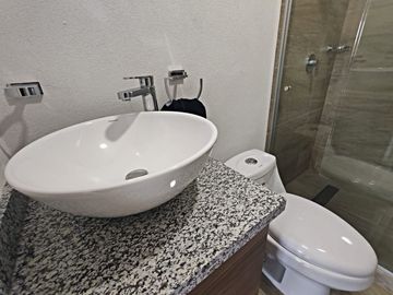 ¡ INCREIBLE DEPARTAMENTO EN PLANTA BAJA A SOLO 8 MIN DE AUT MEX - QRO !