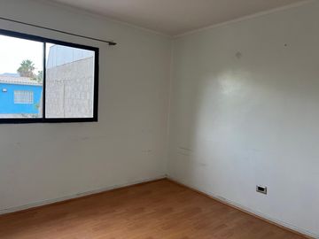 GRAN CASA DOS PISOS AV. SAN ROMAN_COPIAPÓ