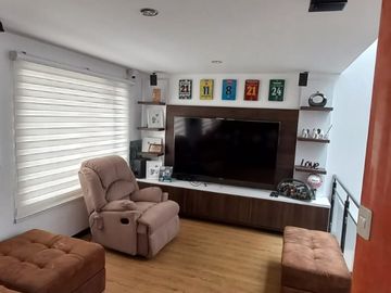 SE VENDE CASA BARRIO LAS QUINTAS TUNJA