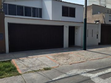 LQUILER: LINDO Y AMPLIO DEPARTAMENTO DE 1 DORM. Y 1er.PISO SAN BORJA...